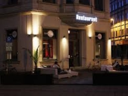 照片: Mondschein - Dunkelrestaurant